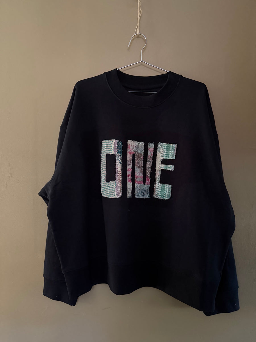 The Every Body Sweatshirt, Select 004